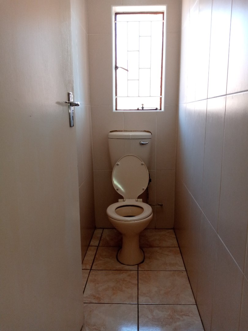 To Let  Bedroom Property for Rent in Mmabatho Unit 15 North West